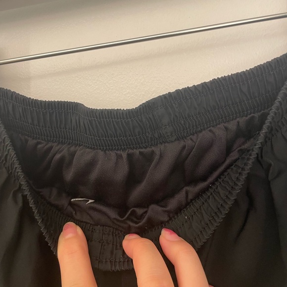 Nike Women’s Dri-Fit Black and Blue Running Shorts Size M - Picture 5 of 6